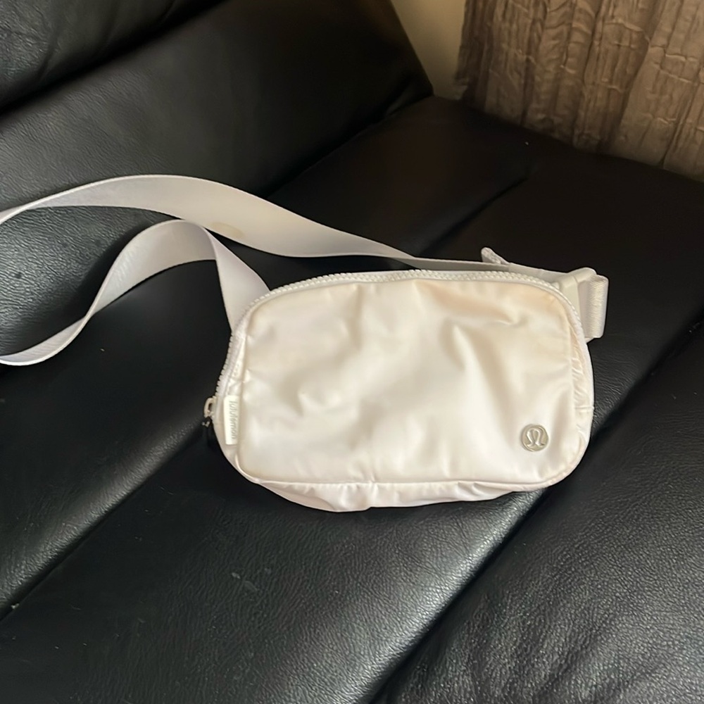 Lulu lemon nylon bag